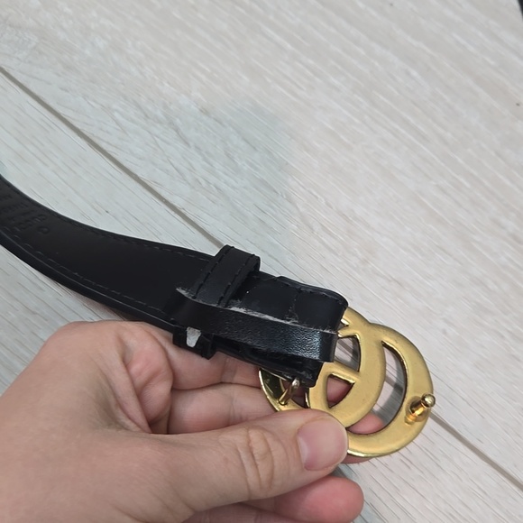 Gucci Women Black Leather Belt with Interlocking Gold Double-G Buckle main image 5